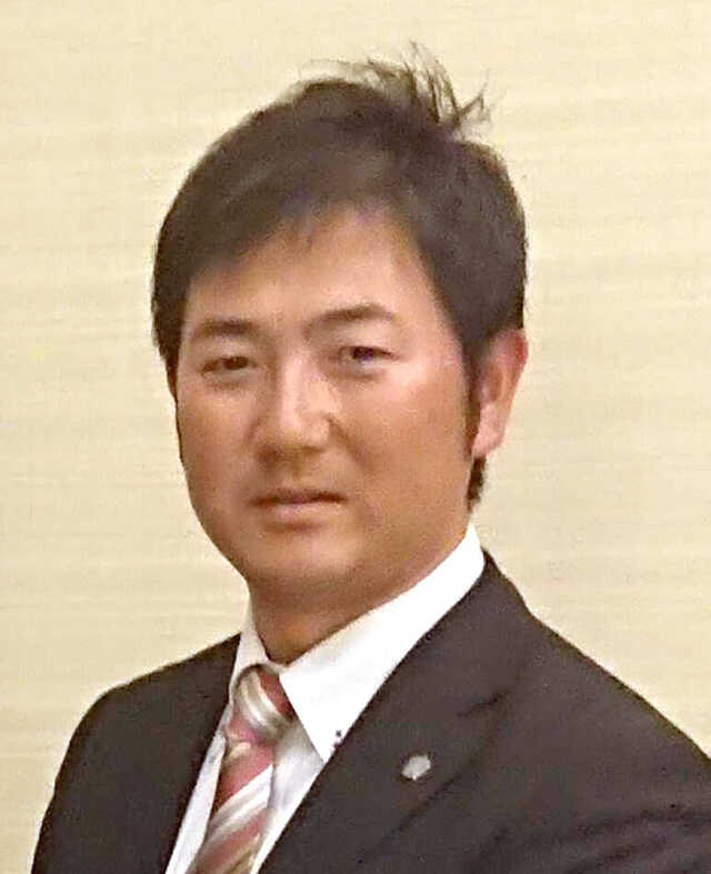 日本ハム・岩舘コーチ