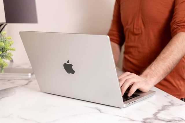 260311m5maxmacbookprousreview09