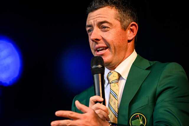 昨年、悲願のグリーンジャケットを手にしたローリー・マキロイ　写真：Getty Images