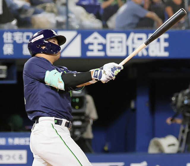 ヤクルト】村上宗隆が意地の特大弾「もうちょっと早い段階で