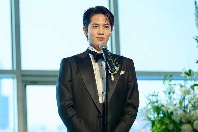 志尊淳「10回切って倒れない木はない」第1話(C)日本テレビ