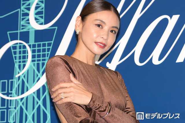 滝沢眞規子(C)モデルプレス