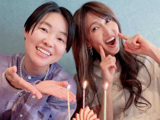 タレントのイモトアヤコさんは4月19日、自身のInstagramを更新。歌手の工藤静香さんの誕生日を祝いました。（サムネイル画像出典：イモトアヤコさん公式Instagramより）