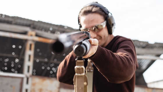 銃乱射事件を起こそうとする人物をAIでいち早く特定するスタートアップが登場 - 画像