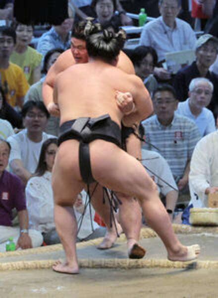 伯桜鵬、自己最高位で勝ち越しもV争いの安青錦らへ対抗心「自分