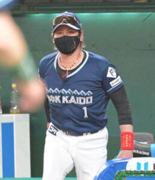 日本ハム】ミスがからんでの逆転負けに新庄剛志監督「ムダな返球