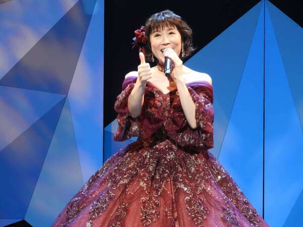 水森かおり デビュー30周年 気合のメモリアル唱 節目に