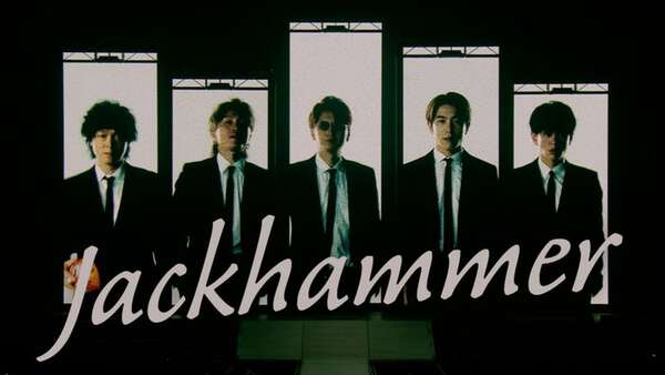 SUPER EIGHT、“ドームが揺れるどよめき”二十祭「Jackhammer
