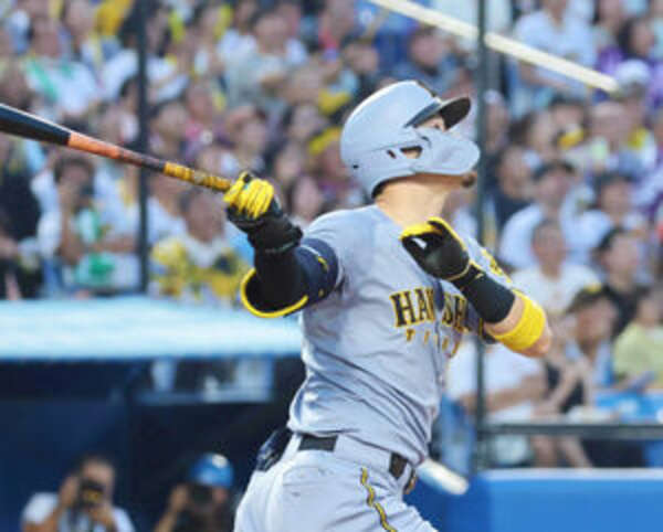 阪神】佐藤輝明が“青柳撃ち”の先制39号ソロ！自身初シーズン