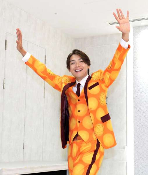 純烈、激震ついに2人に リードボーカル・白川裕二郎、来年3月いっぱい
