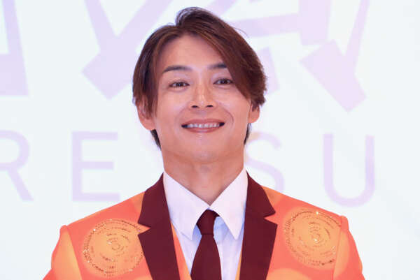 純烈・白川裕二郎、2027年3月末でグループ卒業 昨年母を亡くし「情熱が