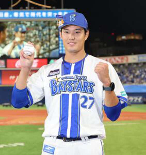 ラ*ウ様 藤浪晋太郎選手　サイン入り　レプリカウインドブレーカー　新品タグ付き ラ*ウ様 藤浪晋太郎選手 サイン入り レプリカウインドブレーカー