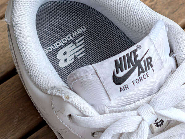 あけ★フォロー割 ナイキの中にNBをイン！「エアフォース 1」にAmazon 1位の