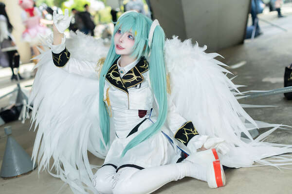 コスプレは生きる源」コスプレイヤー・雛月あや、“ゼロミク”衣装の制作